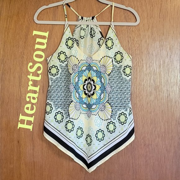 ❣️HP❣️HeartSoul yellow triangle hankerchief medallion flower halter top Sz: M - Picture 1 of 7